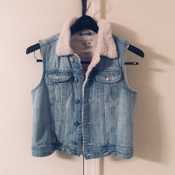 Thread & Supply Jackets & Blazers - 🎉HP!🎉🔘Shearling Jean Vest🔘